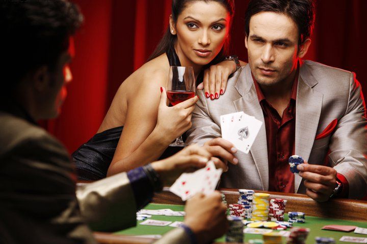 patoto live casino dealer table with multiple camera angles